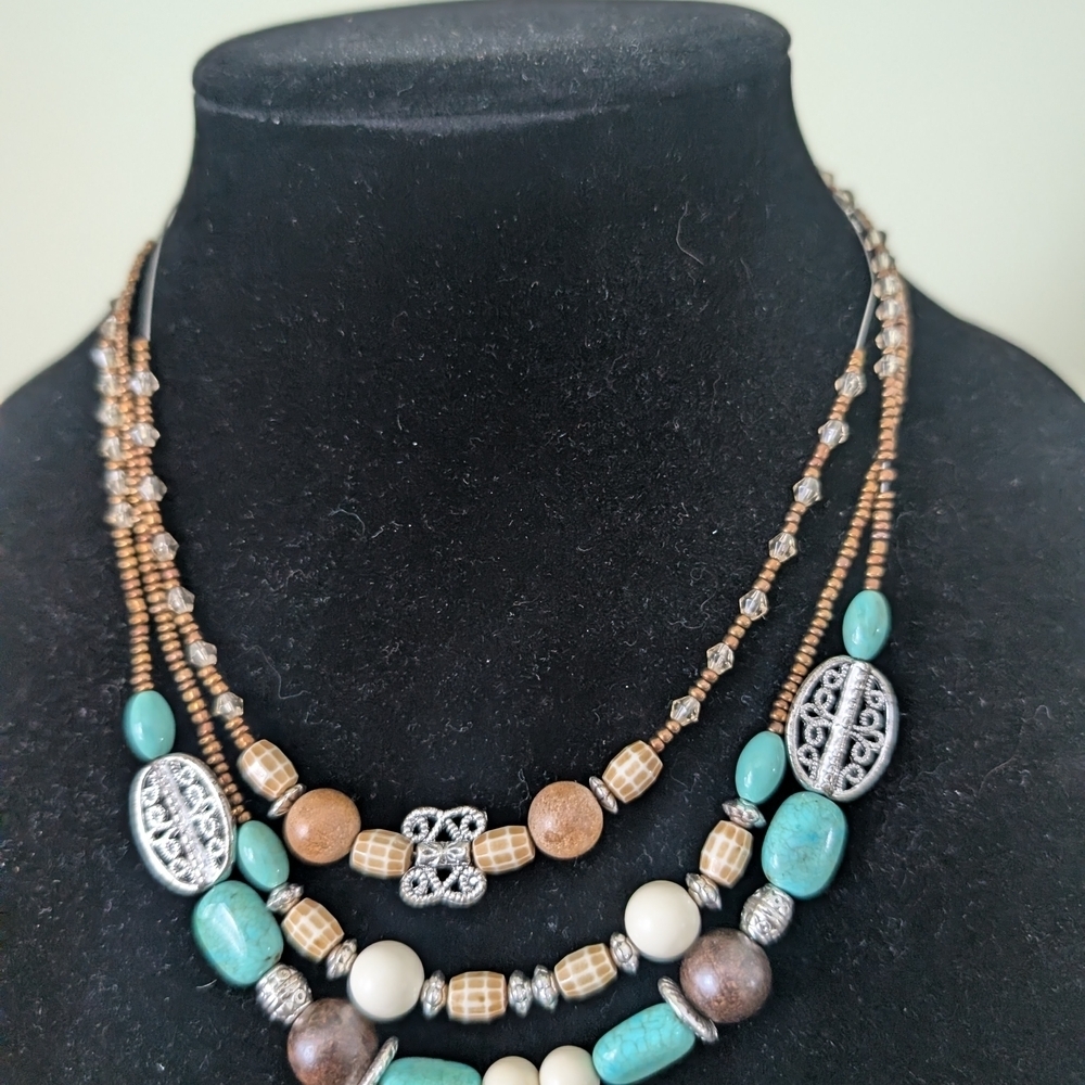 Vintage Multi-Layered Beaded Necklace - Picture 6 of 9